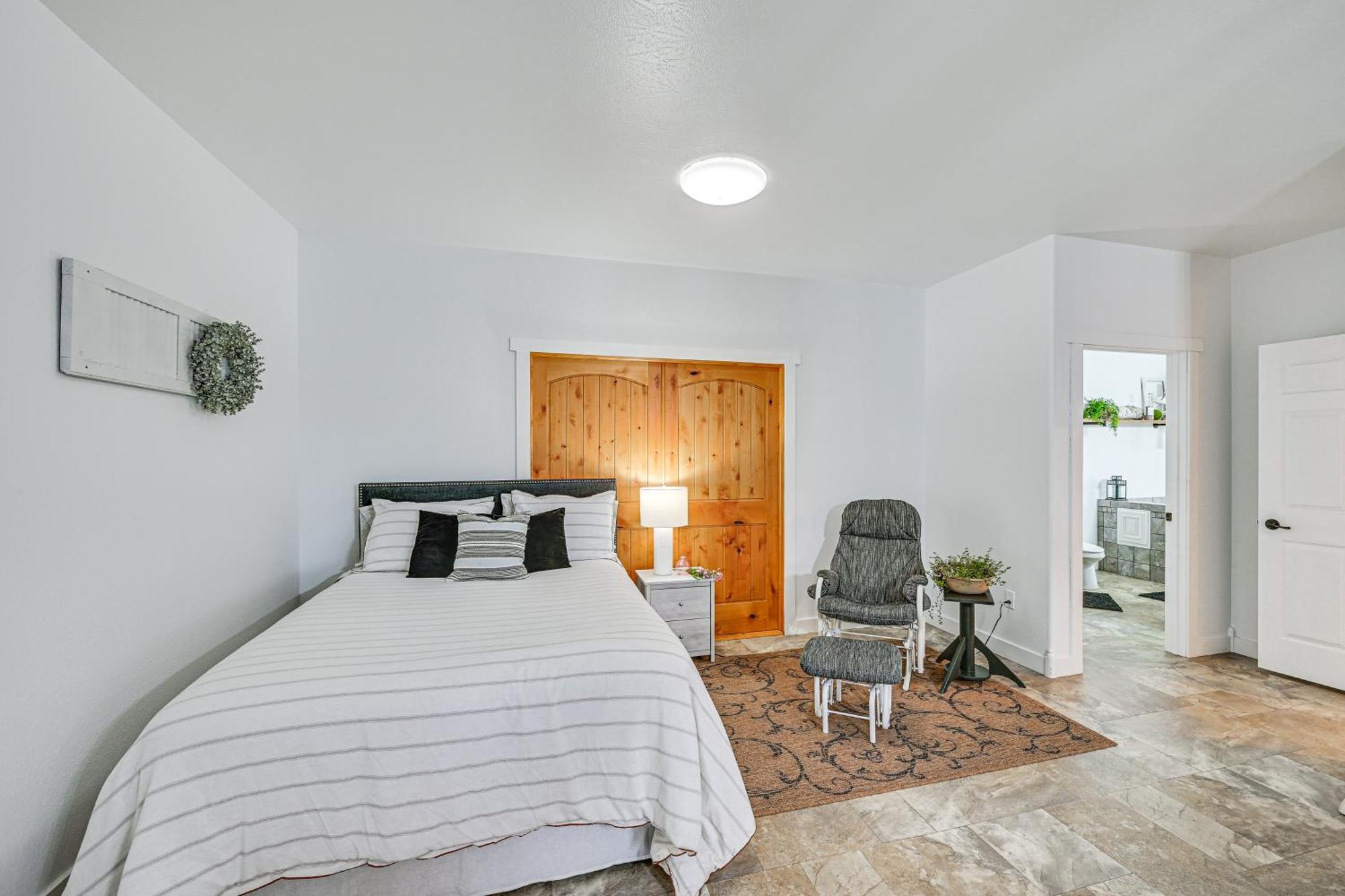 Shipshewana Guest House With Fire Pit! Extérieur photo