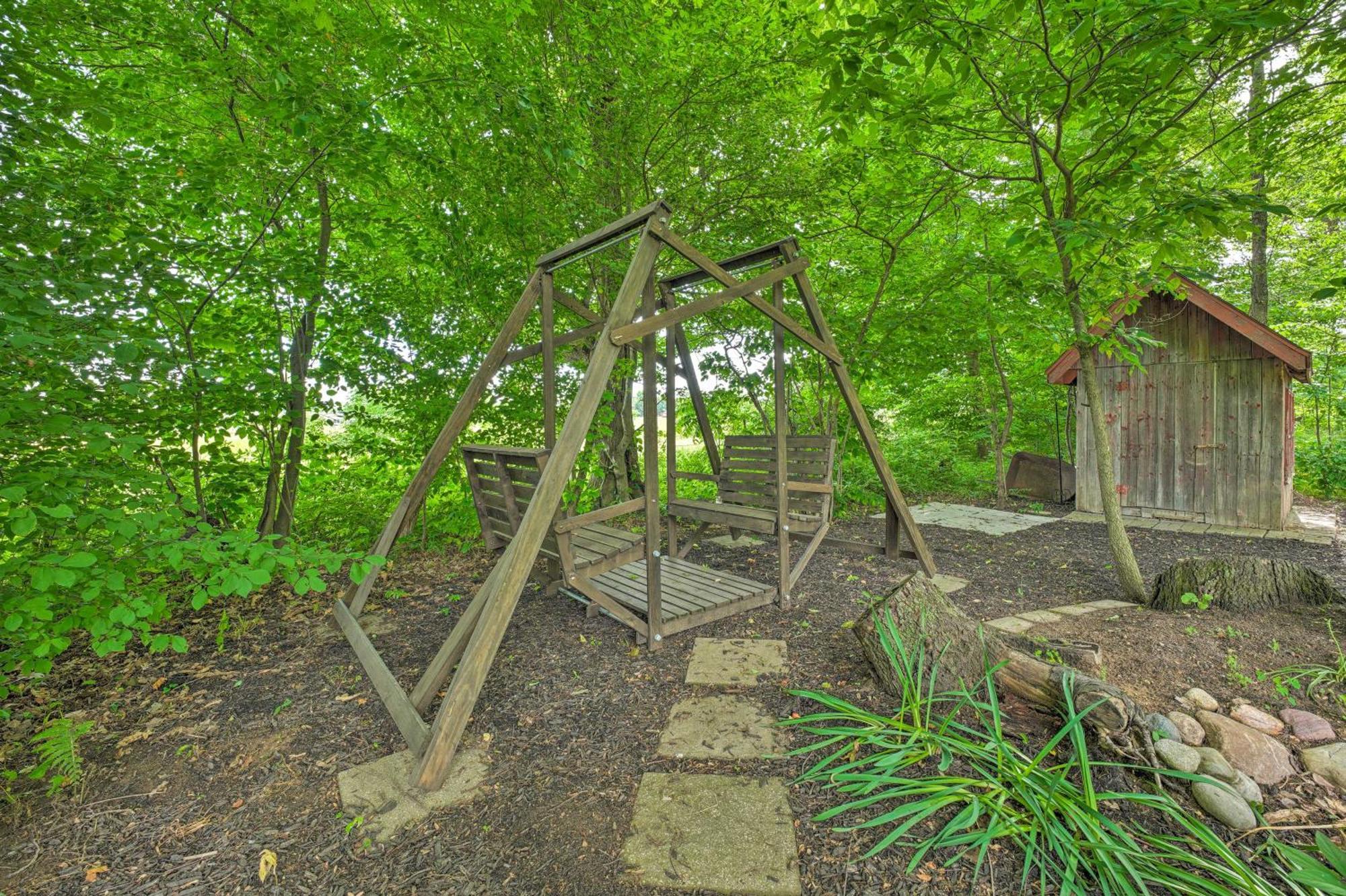 Shipshewana Guest House With Fire Pit! Extérieur photo
